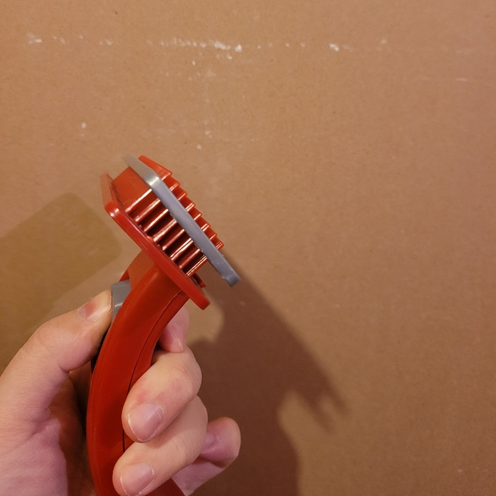 Cat dog brush